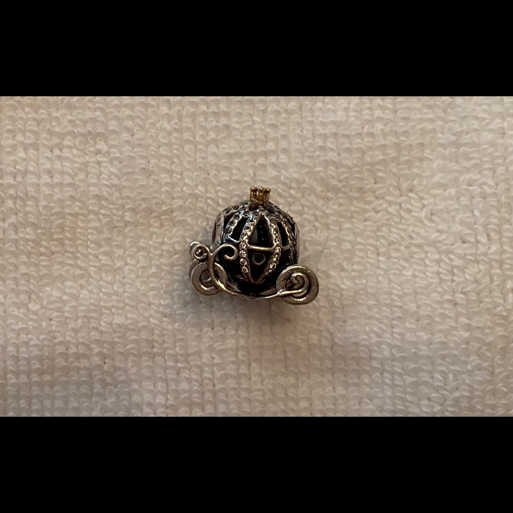 Cinderella’s carriage Pandora charm